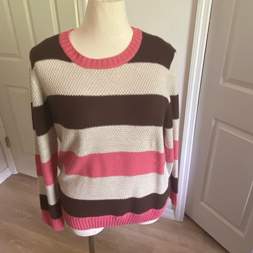 Ladies sweater